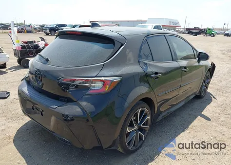 2022 Toyota Corolla Xse z USA, uszkodzony, nr VIN JTNA4MBE9N3174773